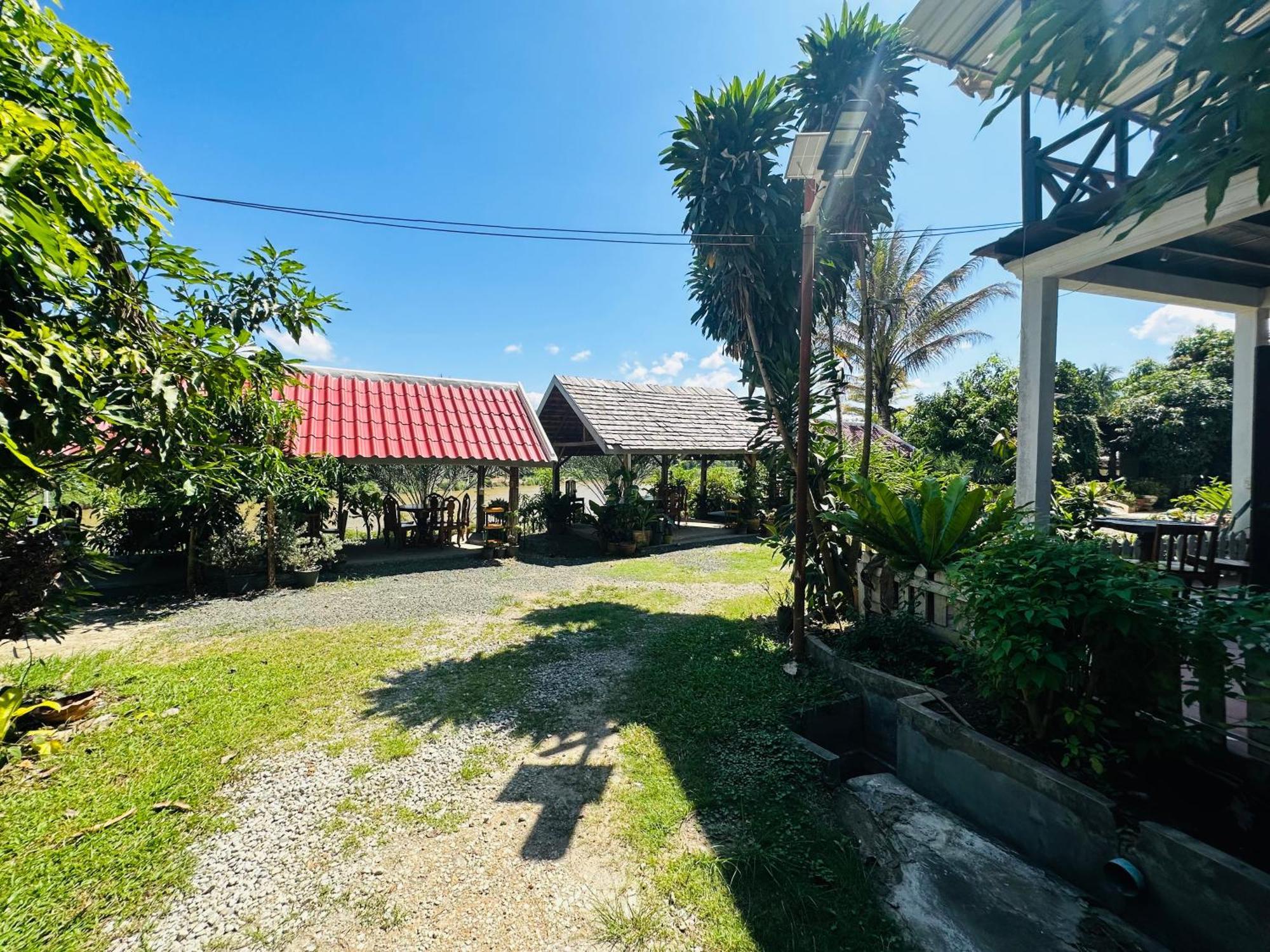 Kingkham Riverside Hotel Luang Prabang Ngoại thất bức ảnh