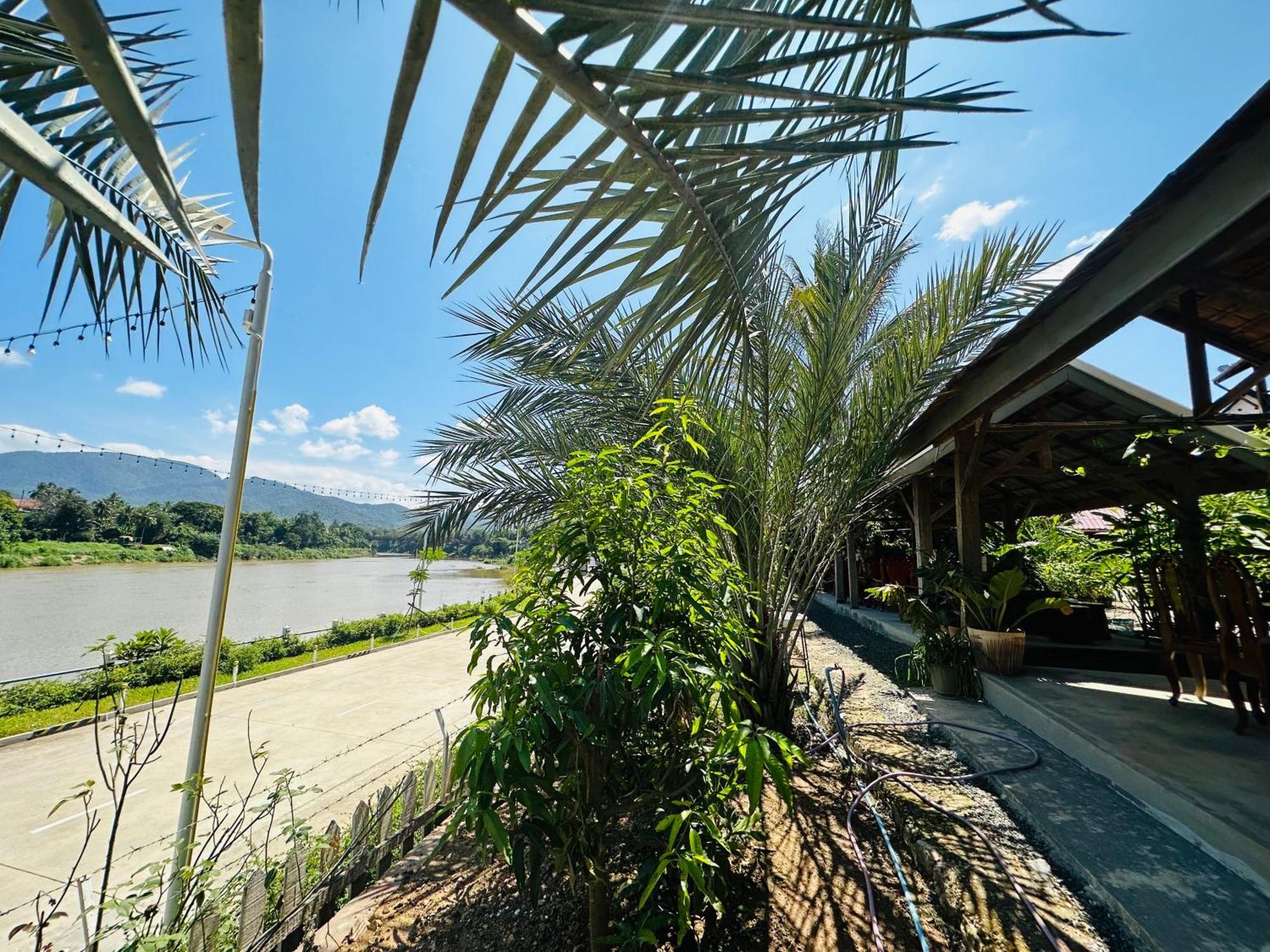Kingkham Riverside Hotel Luang Prabang Ngoại thất bức ảnh