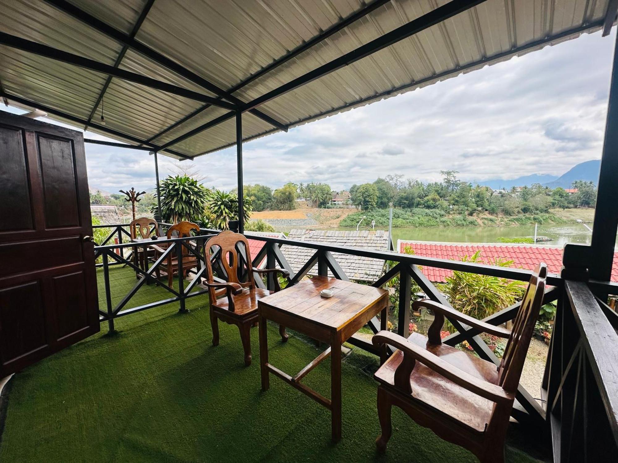 Kingkham Riverside Hotel Luang Prabang Ngoại thất bức ảnh